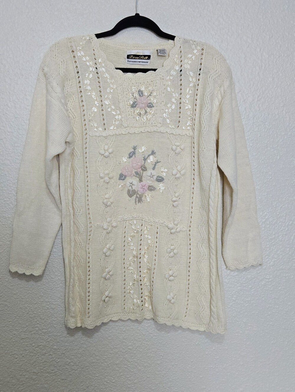 Dana Scott Sweater - Vintage Flowers Roses Pearls Patchwork - Cream Pink Size M
